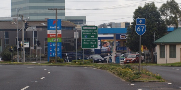 Image of a sign on a Metropolitan Route